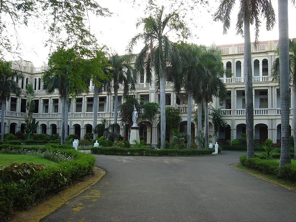 3.लोयोला कॉलेज, चेन्नई