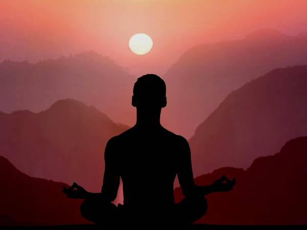 International Yoga Day 2021: योग सर्टिफिकेशन बोर्ड का गठन, भारतीय दूतावास बनेंगे प्रमाणन केंद्र International Yoga Day 2021: योग सर्टिफिकेशन बोर्ड का गठन, भारतीय दूतावास बनेंगे प्रमाणन केंद्र