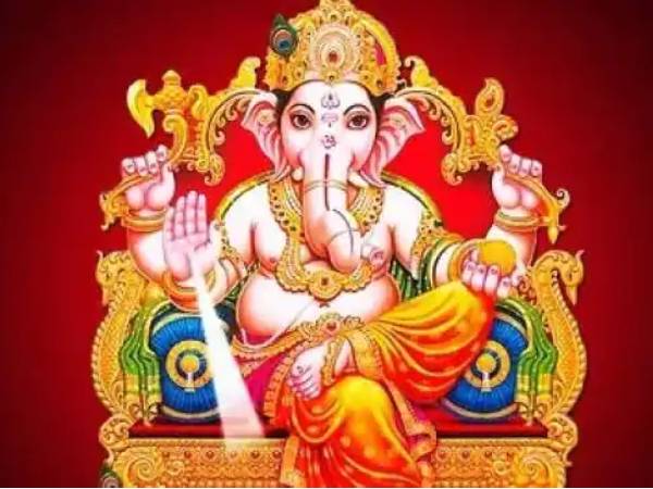 10 Line Essay On Ganesh Chaturthi In Hindi | Ganesh Chaturthi Essay 10 Line For Students Class 1st to 5th