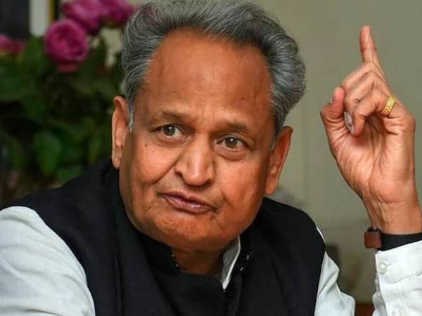 Rajasthan आरपीएससी आरएएस मेंस परीक्षा तय समय पर होगी, CM ने की घोषणा Rajasthan आरपीएससी आरएएस मेंस परीक्षा तय समय पर होगी, CM ने की घोषणा