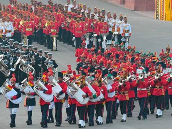 Republic Day 2022: बीटिंग रिट्रीट से अंग्रेजी धुन हटाई, कोई मुख्य अतिथि भी शामिल नहीं Republic Day 2022: बीटिंग रिट्रीट से अंग्रेजी धुन हटाई, कोई मुख्य अतिथि भी शामिल नहीं