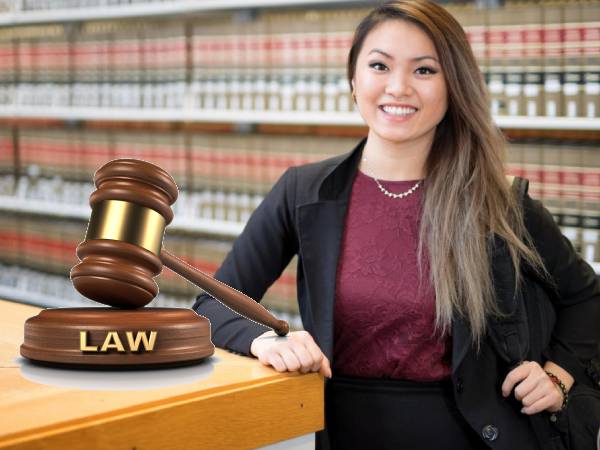 Career In Law: लीगल स्पेशलाइजेशन में चुनिए फैशन लॉ, ब्राइट है करियर Career In Law: लीगल स्पेशलाइजेशन में चुनिए फैशन लॉ, ब्राइट है करियर