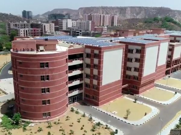 9. मालवीय नेशनल इंस्टीट्यूट ऑफ टेक्नोलॉजी