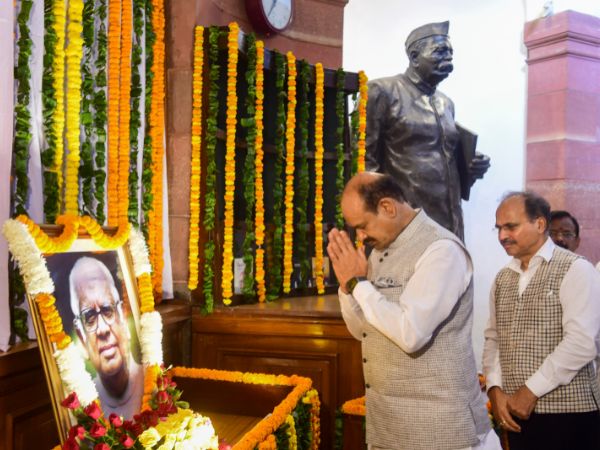 कौन थे सोमनाथ चेटर्जी जानते हैं उनके जीवन से जुड़ी कुछ खास बातें कौन थे सोमनाथ चेटर्जी जानते हैं उनके जीवन से जुड़ी कुछ खास बातें