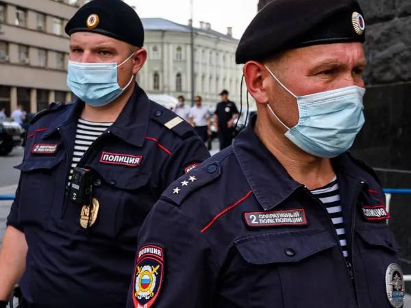 Russia Izhevsk News: स्कूल में गोलीबारी, 5 बच्चों समेत 13 की मौत Russia Izhevsk News: स्कूल में गोलीबारी, 5 बच्चों समेत 13 की मौत