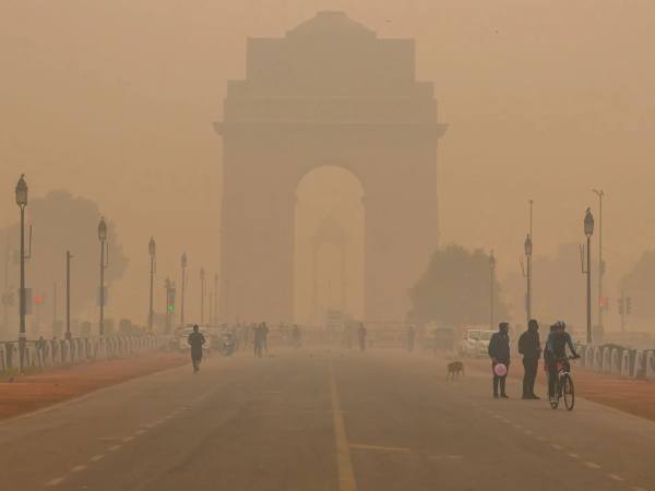 Air Pollution: वायु प्रदूषण क्या है? निबंध, प्रकार, प्रभाव और बचाव Air Pollution: वायु प्रदूषण क्या है? निबंध, प्रकार, प्रभाव और बचाव