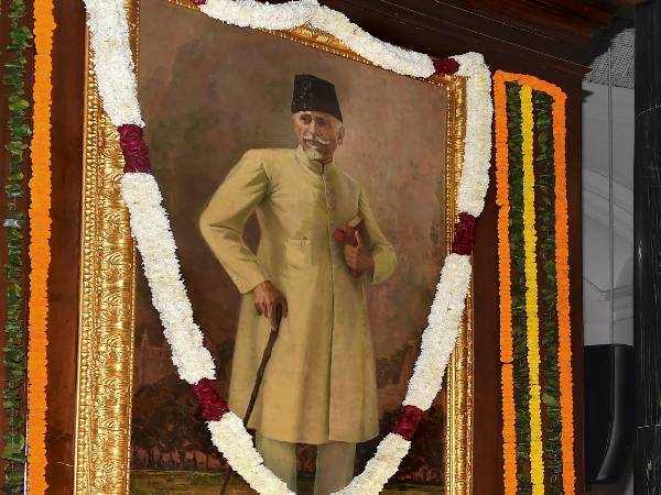 National Education Day 2022: शिक्षा पर महान हस्तियों द्वारा दिए टॉप कोट्स National Education Day 2022: शिक्षा पर महान हस्तियों द्वारा दिए टॉप कोट्स