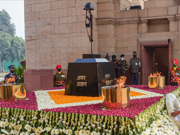 Republic Day 2023: गणतंत्र दिवस पर अमर जवान ज्योति से जुड़े 10 तथ्य जानिए Republic Day 2023: गणतंत्र दिवस पर अमर जवान ज्योति से जुड़े 10 तथ्य जानिए